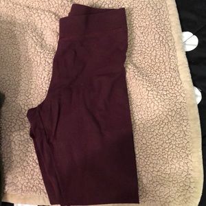 Maroon legging